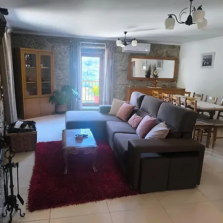 Casa Sambinho Geres Rio Caldo